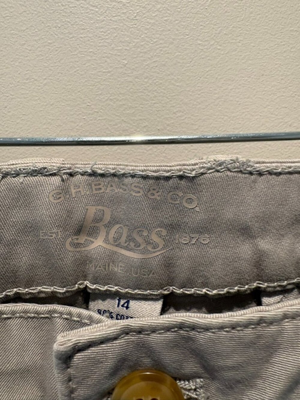 G.H. Bass & Co. Girlfriend fit Grey Chino - Picture 3 of 10